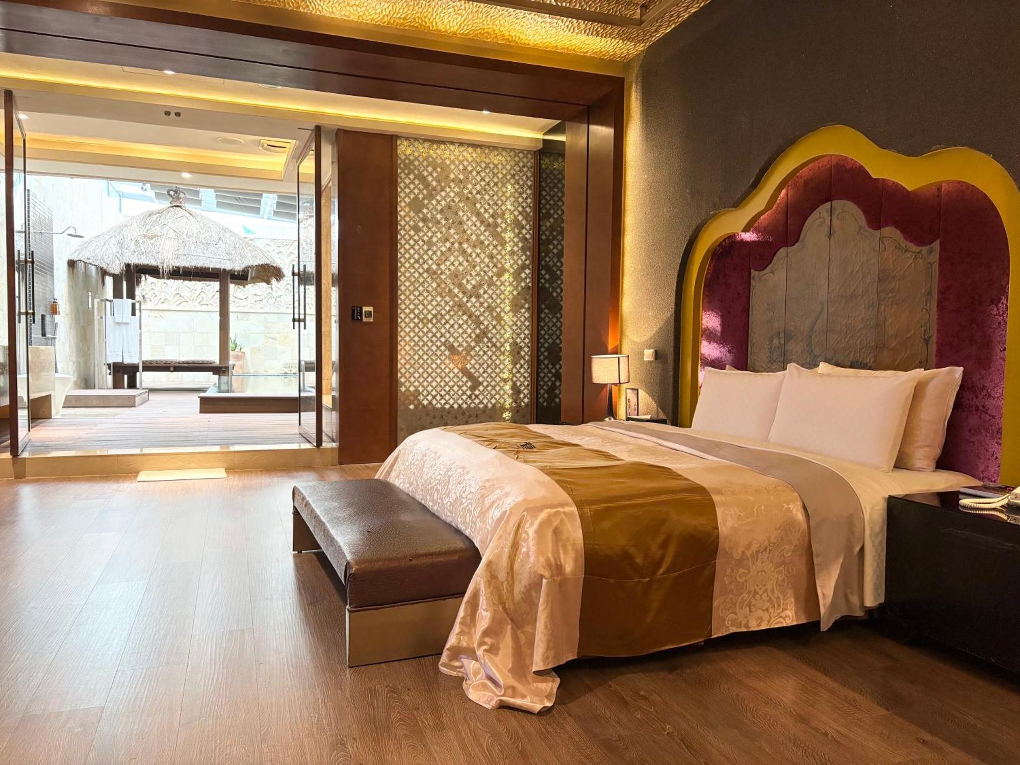 Xiadu Motel Taichung Exterior foto